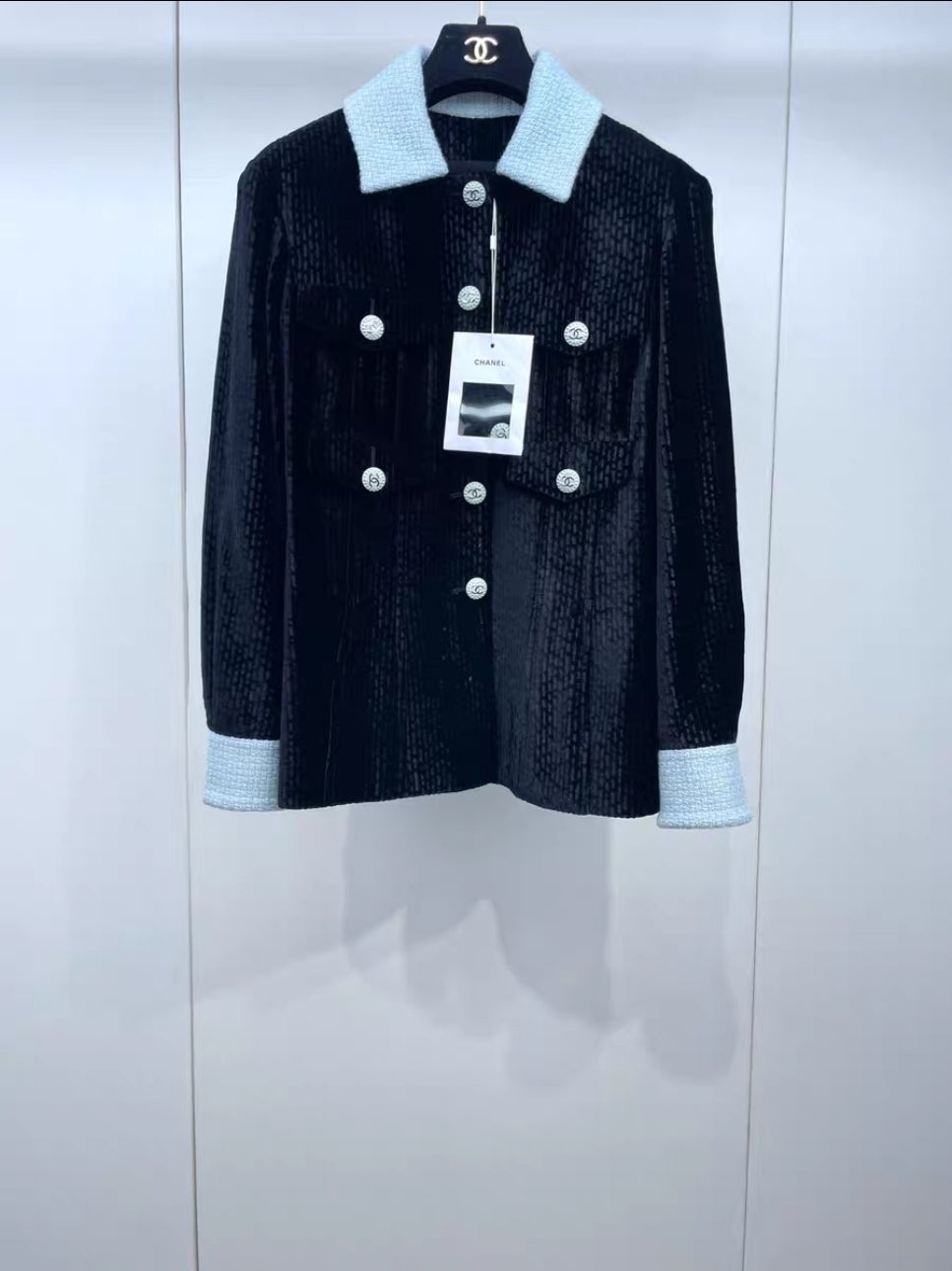 Chanel veste en velours collection 22B