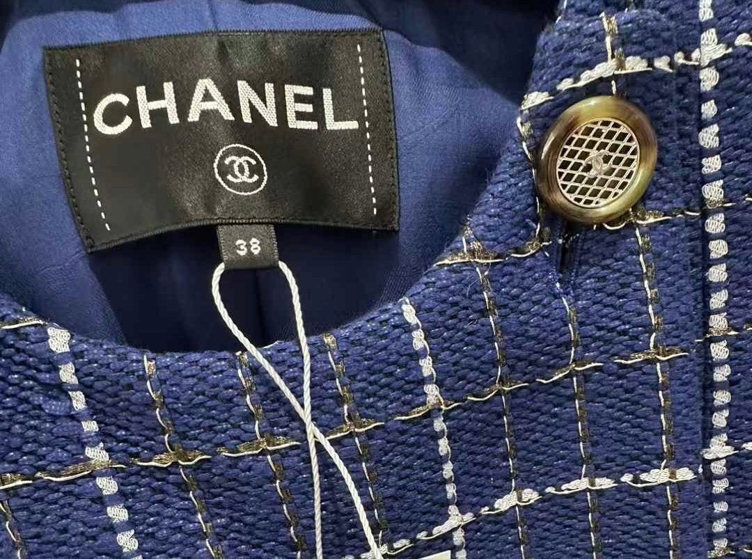 Chanel veste sans manche