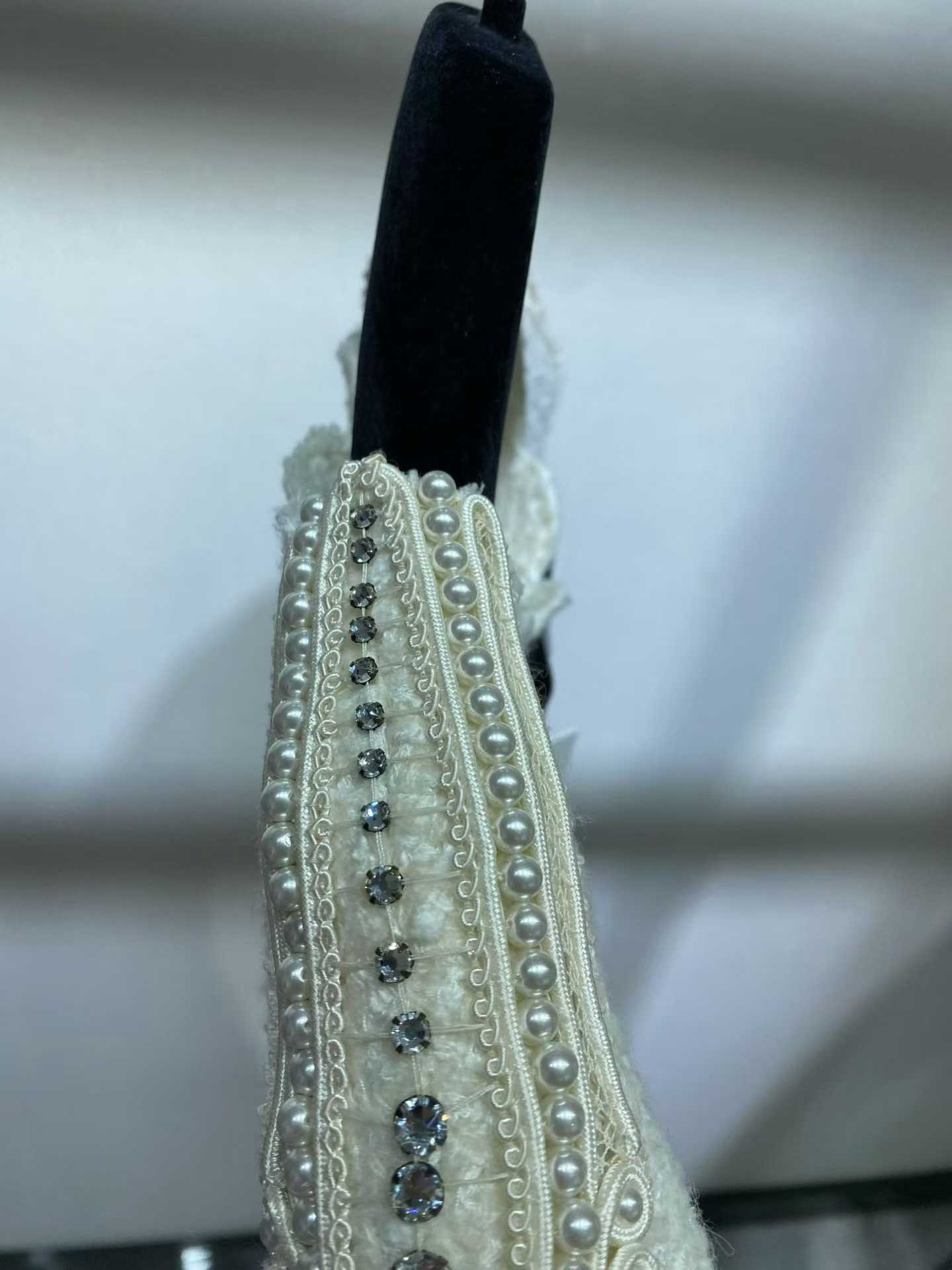 Chanel robe tweed 20k