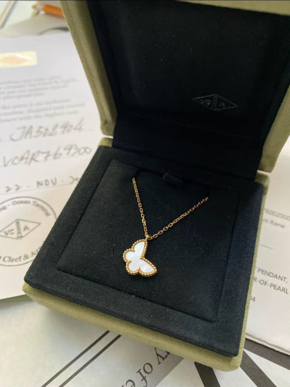 Van cleef & Arpels Sweet Alhambra butterfly collier