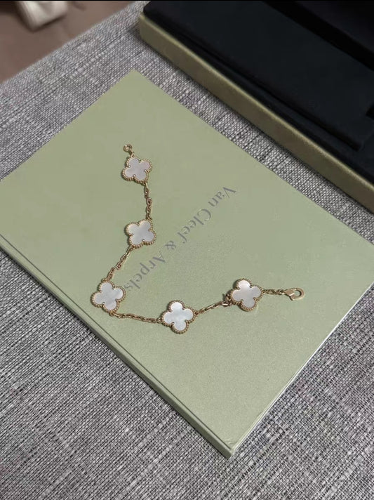 Van cleef &Arpels vintage Alhambra bracelet 5 motifs