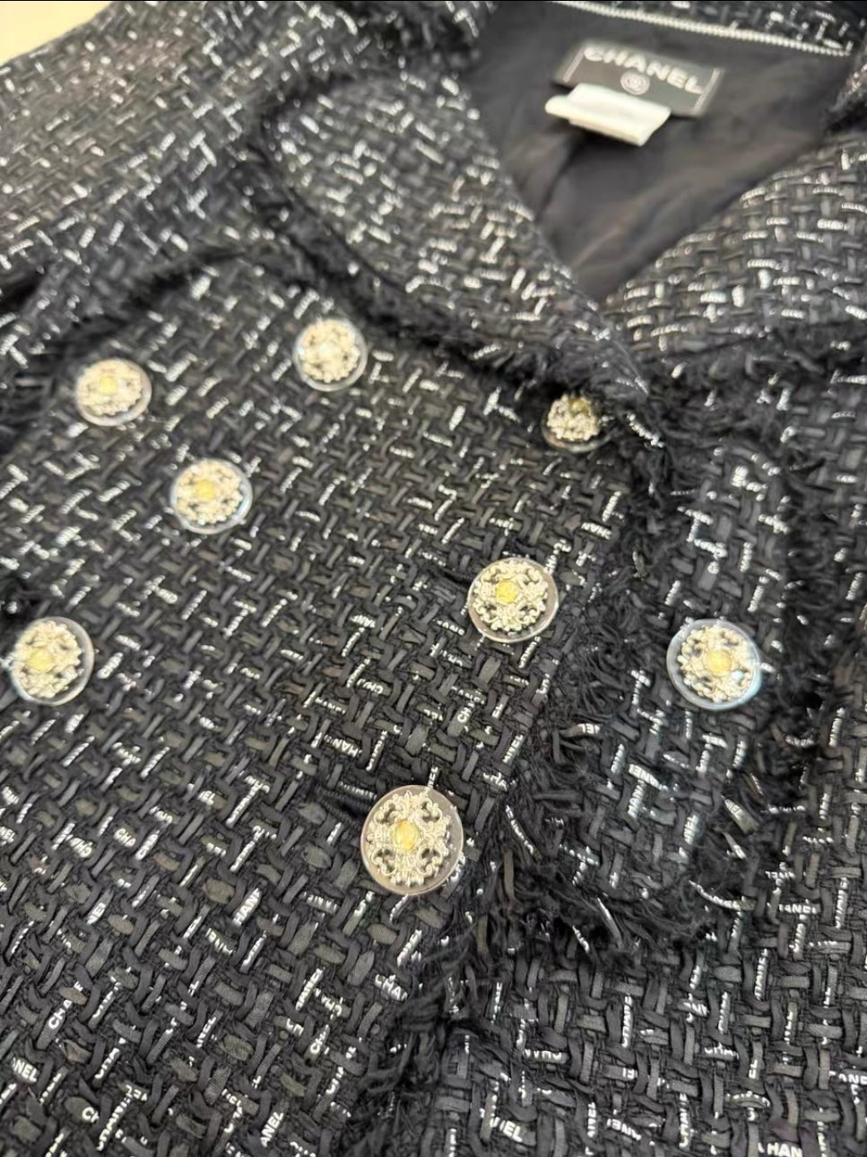 Chanel blazer tweed