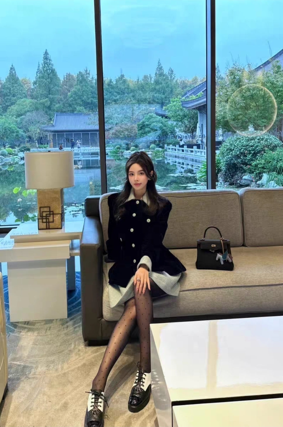 Chanel veste en velours collection 22B