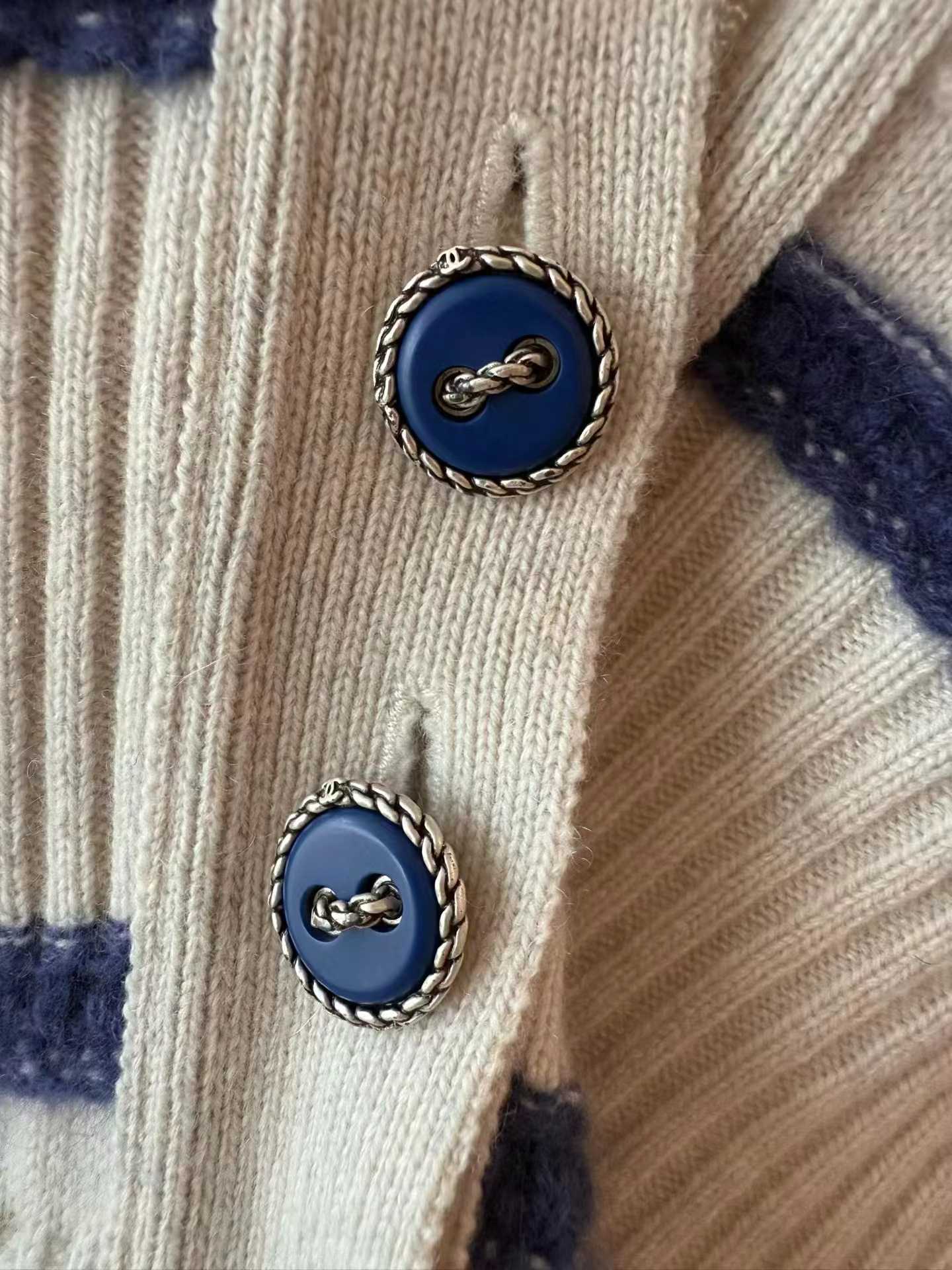 Chanel robe/cardigan