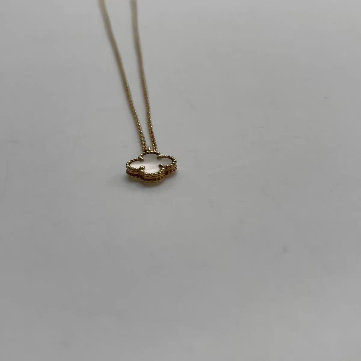 Van cleef &Arpels Sweet Alhambra collier