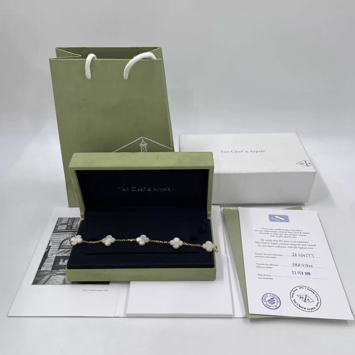Van cleef &Arpels vintage Alhambra bracelet 5 motifs