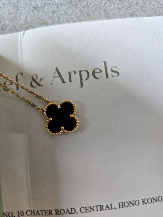 Van cleef & Arpels vintage Alhambra collier