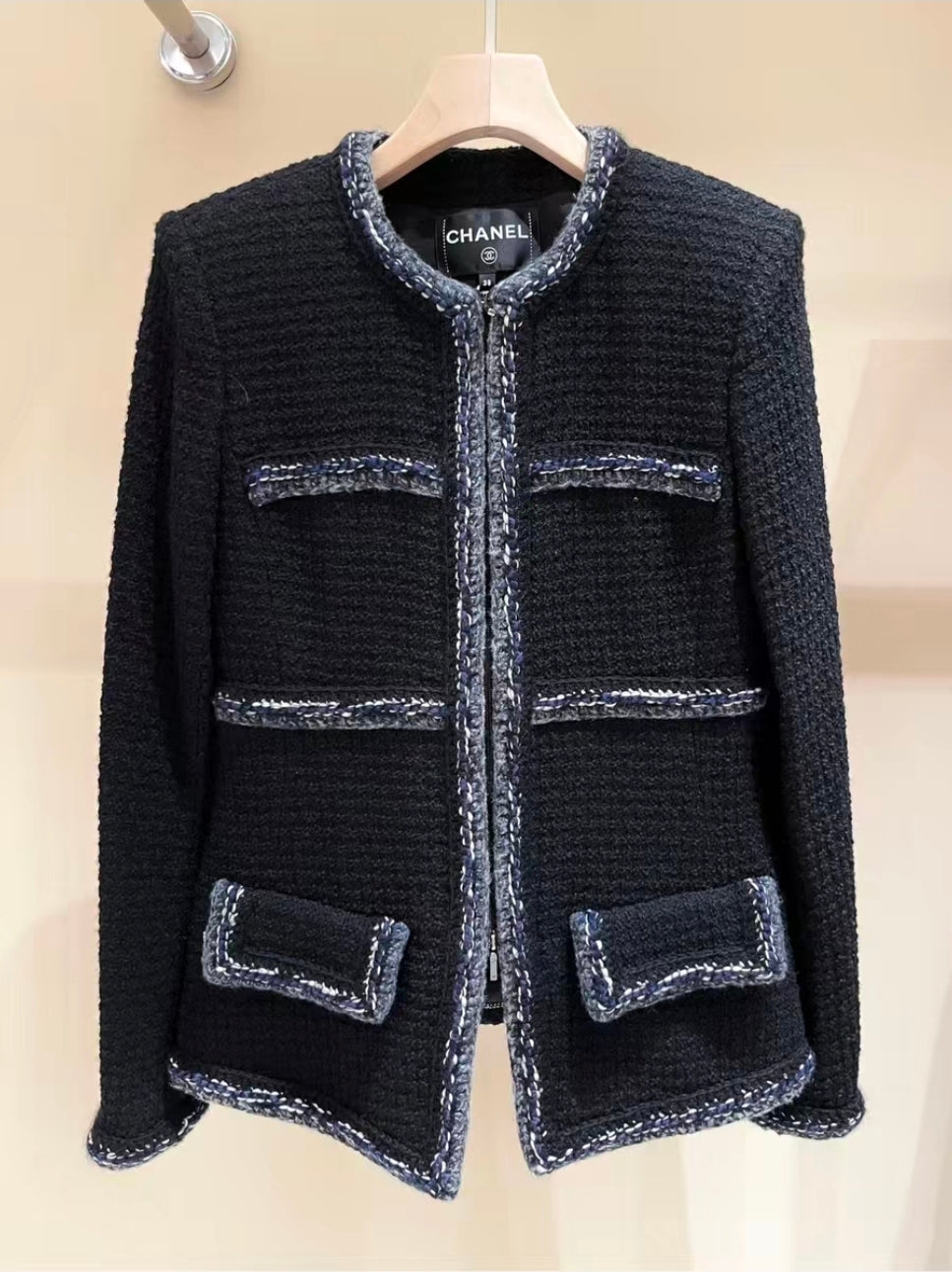 Chanel blazer collection 17A