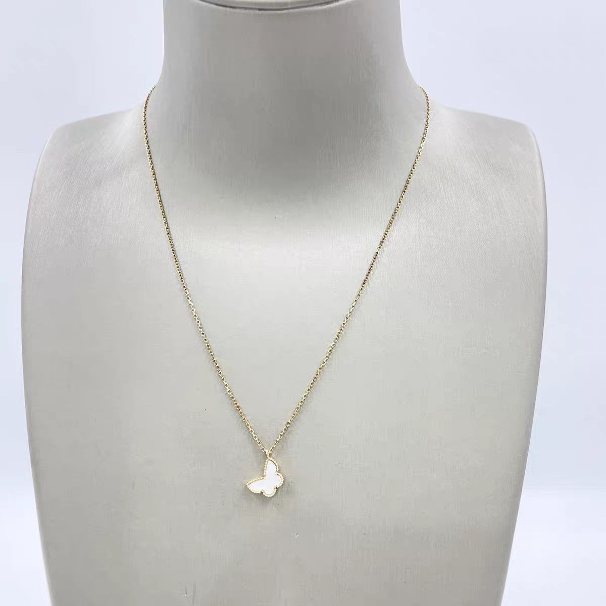 Van cleef & Arpels Sweet Alhambra collier