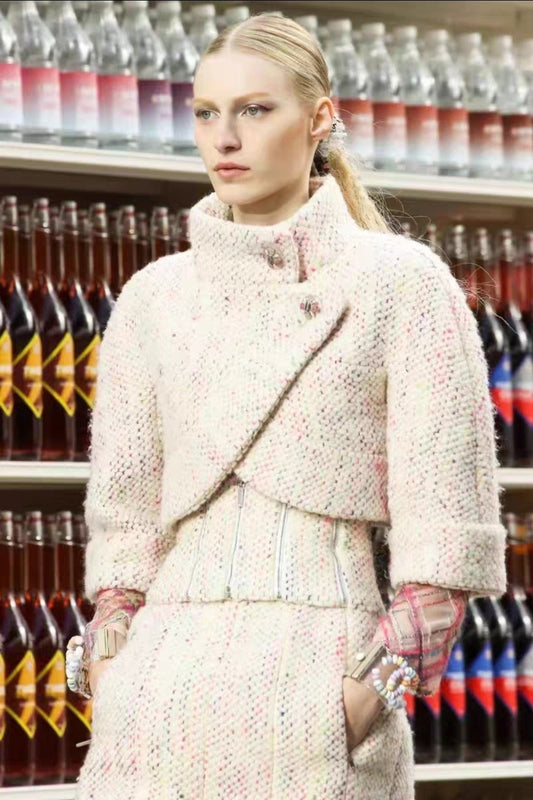 Chanel blazer courte
