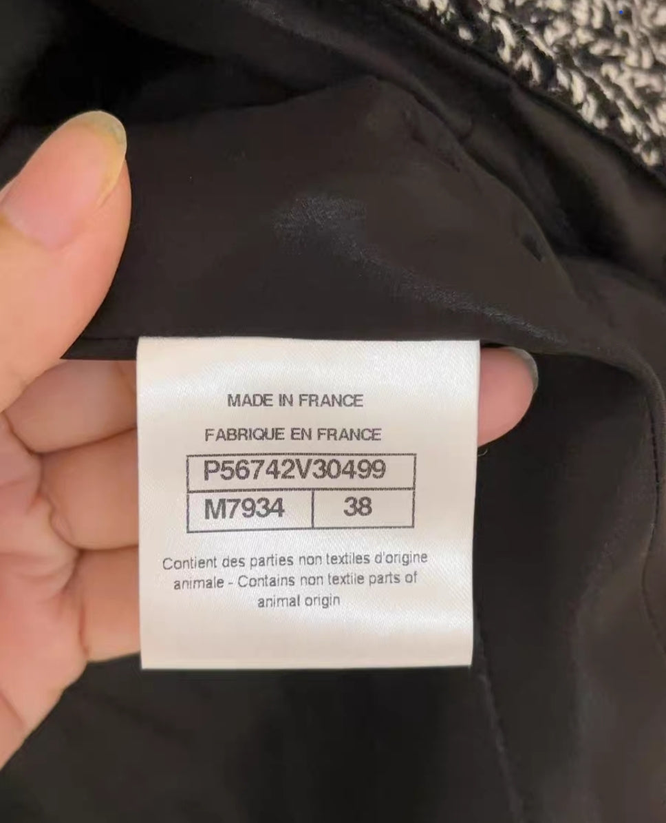 Chanel blazer neuf avec étiquette