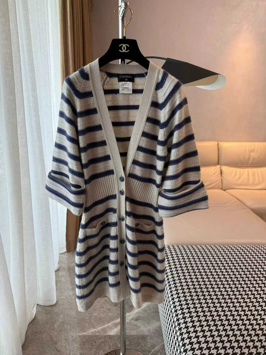 Chanel robe/cardigan