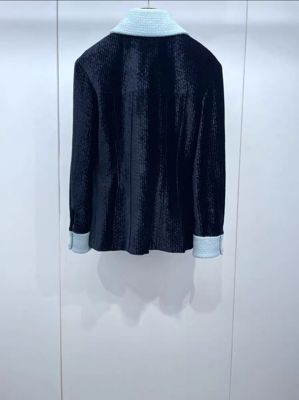 Chanel veste en velours collection 22B