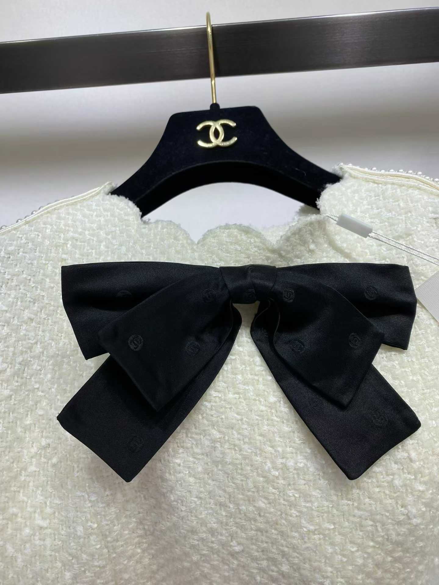 Chanel robe tweed 20k