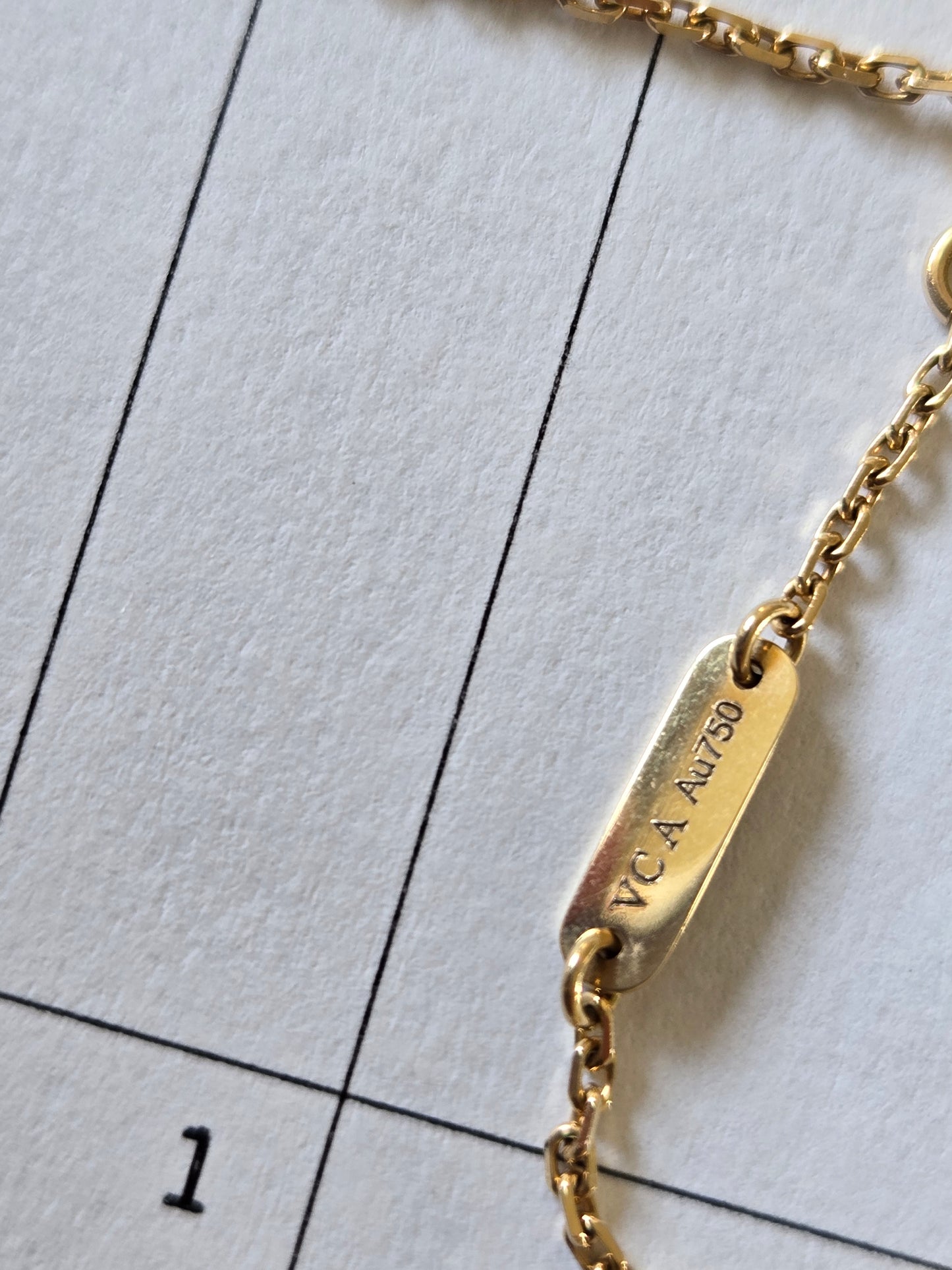 Van cleef & Arpels vintage Alhambra collier