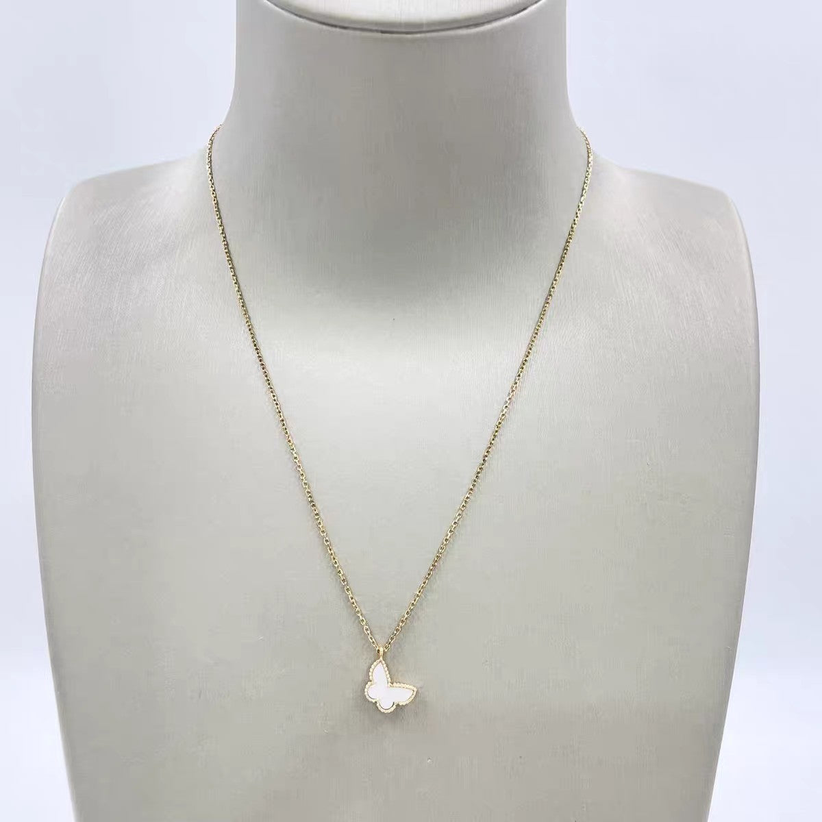 Van cleef & Arpels Sweet Alhambra collier