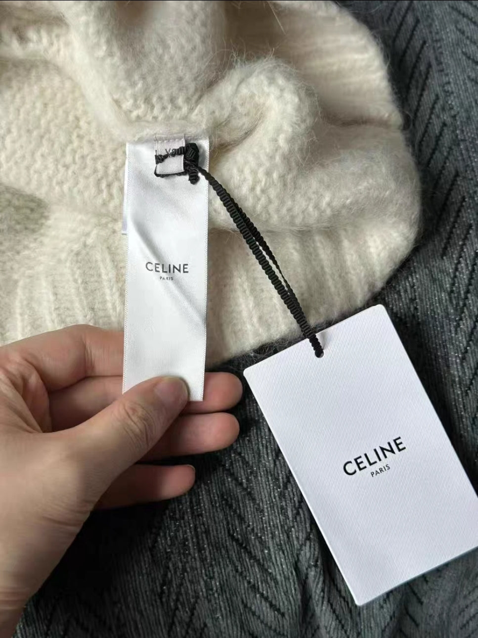 Celine pull neuf avec étiquette